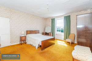 Bedroom- click for photo gallery